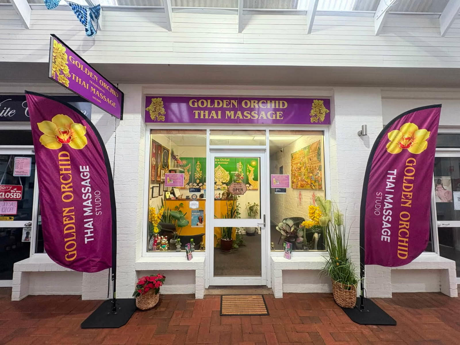 Golden Orchid Thai Massage shopfront exterior